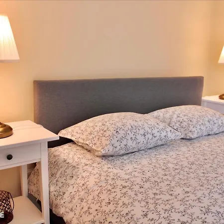 Brel House - Ribeira D Ilhas Apartment *